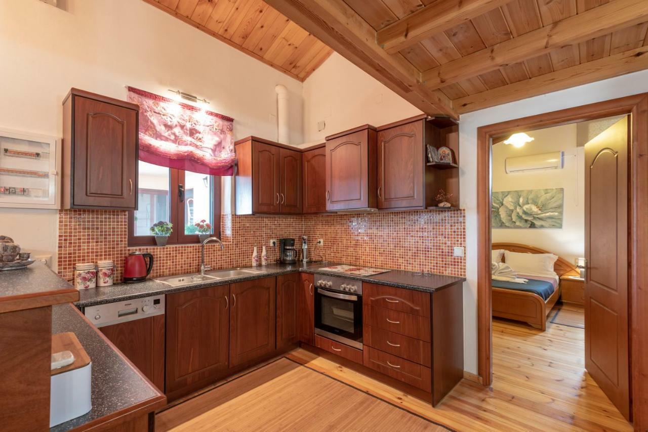 Vilkas Home Topolia Luaran gambar